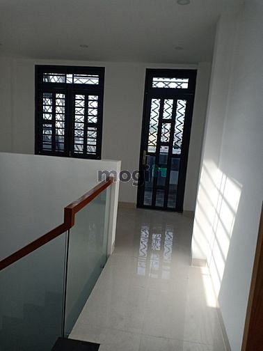 Hình ảnh Khu nhà cao tầng mới 100% - đường Bình Trị Đông, Bình Tân