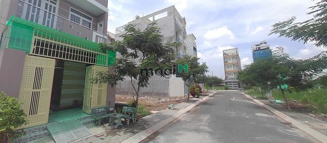 Hình ảnh Chủ bán đất giá rẻ mặt tiền Tân Liêm, Phong Phú, Bình Chánh.