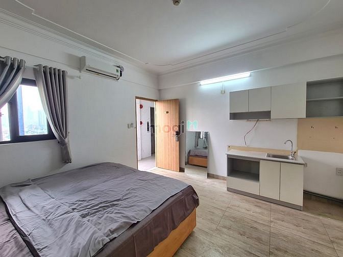 Hình ảnh Căn Hộ dạng studio cửa sổ lớn sạch đẹp Quận 1