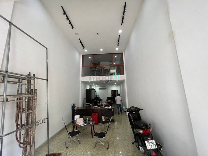 Hình ảnh Mặt Tiền Điện Biên Phủ, gần ngã 7, khu vực sầm uất, kinh doanh đỉnh
