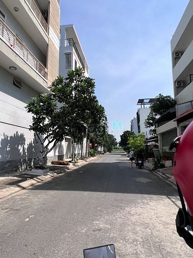 Hình ảnh Bán đất TC 100m2/ 2.6 tỷ thuộc KDC Bình Lợi - Đ.Đặng Thùy Trâm đi vào