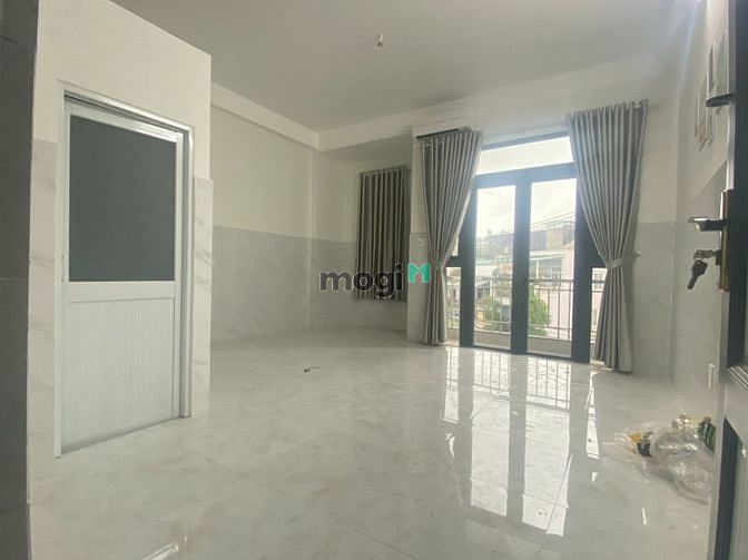 Hình ảnh CHDV Ban Công Mới Xây Đủ Nội Thất Cao Cấp,Tiện Nghi, TB , GV