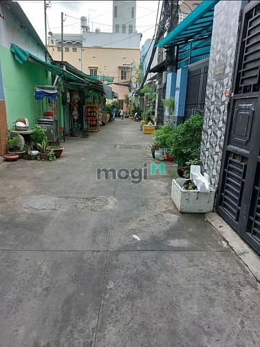 Hình ảnh Lũy Bán Bích BTCT 85m2 Tân phú 2 Tầng Cách măt đường 100m.
