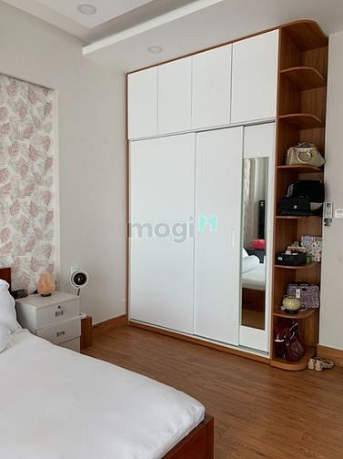 Hình ảnh Nhà Đồng Xoài - 4x19m, trệt 3 lầu sân thượng, xây đẹp nét hiện đại