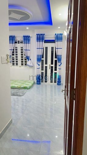 Hình ảnh Phòng full nội thất , khu an ninh camera 24/7 , chủ dễ chịu