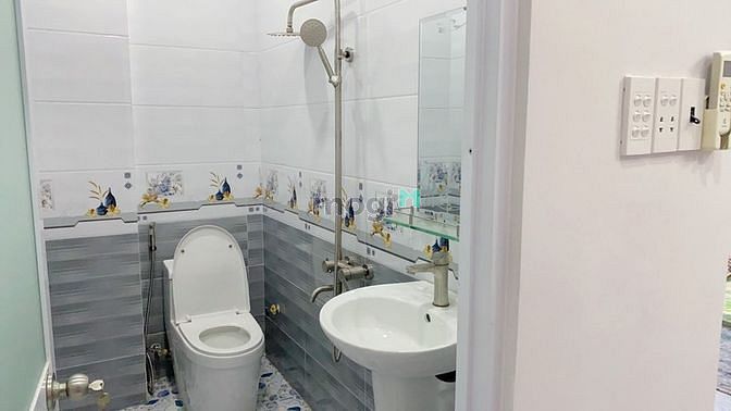 Hình ảnh Phòng full nội thất , khu an ninh camera 24/7 , chủ dễ chịu