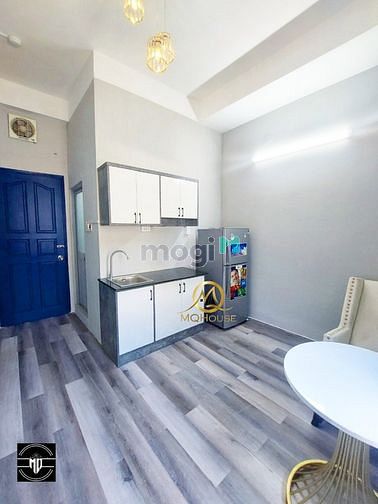 Hình ảnh CHDV full nt có bancon 1 phòng ngủ riêng quận 1