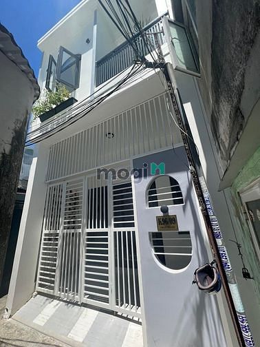 Hình ảnh Bán nhà 2 tầng full nội thất sát mặt tiền Phan Thanh