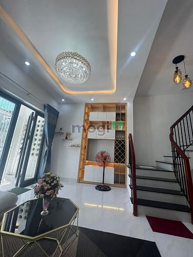 Hình ảnh Bán nhà 2 tầng full nội thất sát mặt tiền Phan Thanh