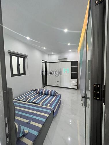 Hình ảnh Bán nhà 2 tầng full nội thất sát mặt tiền Phan Thanh