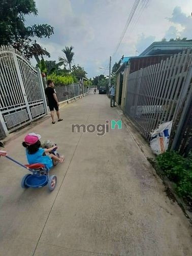 Hình ảnh đất mặt tiền bình nhâm 15 đương xe tải tới đất