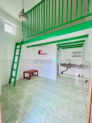 Hình ảnh Phòng ban công_ gác cao_ gần COOPMART CỘNG HÒA