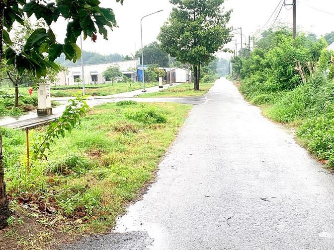Hình ảnh Bán đất 1 sẹc đường Trần Văn Chẩm- Củ Chi, 780 triệu, sổ hồng riêng