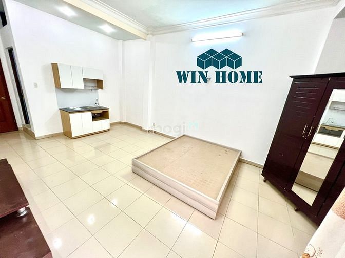 Hình ảnh Cho thuê Phòng Full Nội Thất ban công 30m2 Hoàng Hoa Thám, Tân Bình