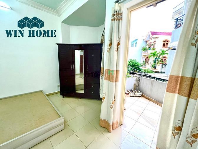 Hình ảnh Cho thuê Phòng Full Nội Thất ban công 30m2 Hoàng Hoa Thám, Tân Bình