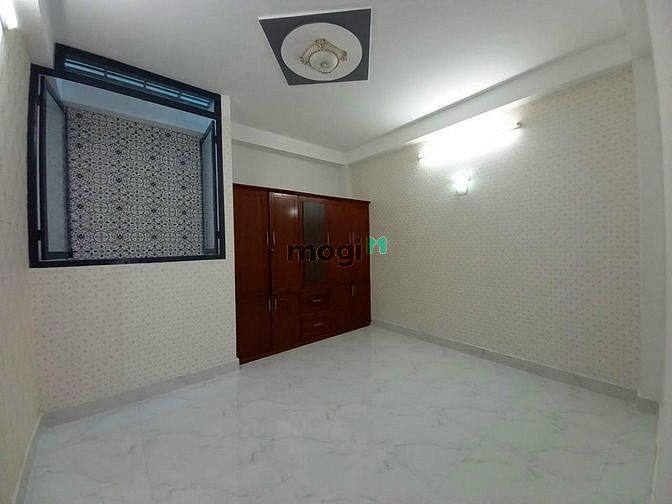 Hình ảnh Bán nhanh nhà Tân Bình gần Cách Mạng Tháng Tám