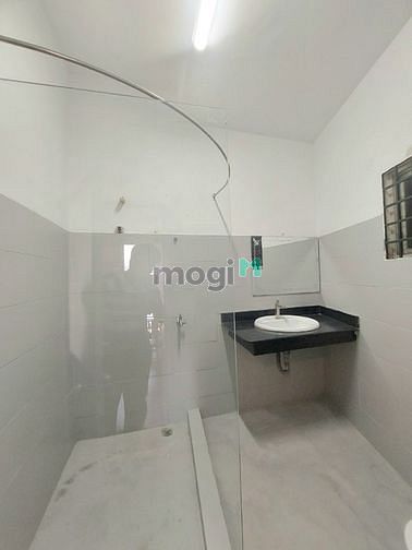 Hình ảnh Căn Hộ Full nội thất ban công cực rộng rãi thoáng mát Q1
