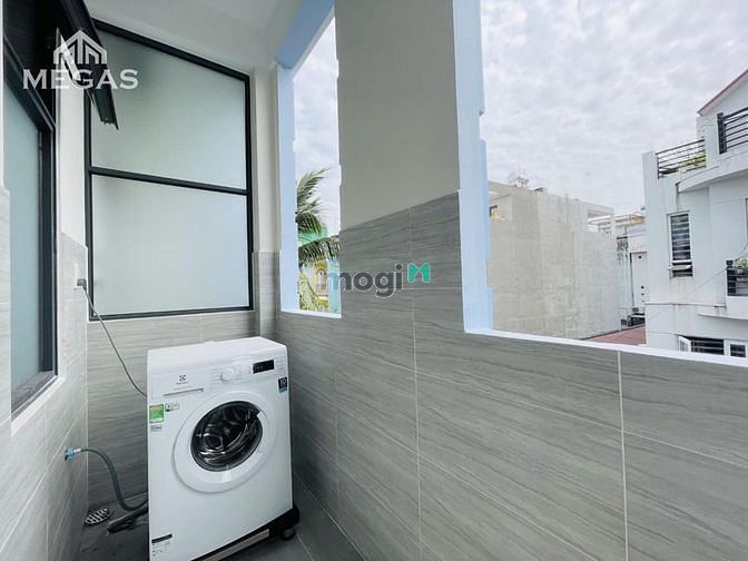 Hình ảnh CHDV cao cấp - Full nt - Có ban công MỚI 100%