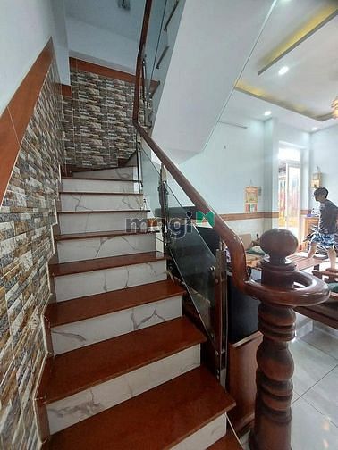 Hình ảnh Nhà đẹp giá rẻ hẻm 20, đường số 295, Q.9