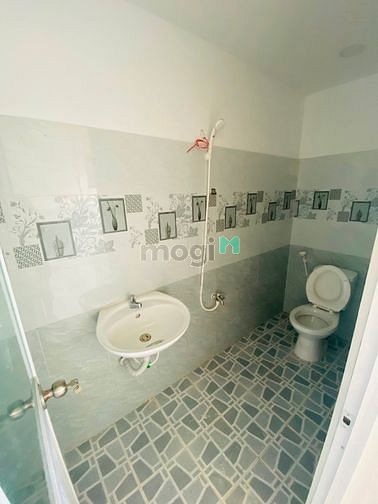 Hình ảnh Bán Nhà 4x8,5 765tr SHR Long An