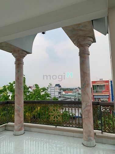 Hình ảnh Cho thuê nhà nguyên căn mặt tiền đường