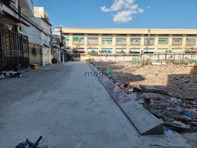 Hình ảnh Bán nhanh lô đất MT Nguyễn Văn Công 5x16m, đối diện Adora Nguyễn Kiệm