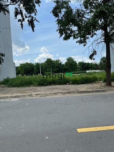 Hình ảnh Thanh lý lô đất 102m2 giá 6.8 tỷ (còn thương lượng). MT Thăng Long