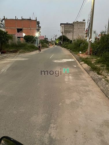 Hình ảnh cần bán đất Phú Hữu - quận 9, TP. HCM