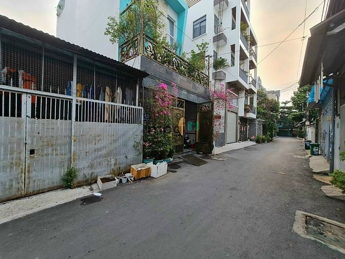 Hình ảnh Bán nhà nát hẻm 380 Phạm Văn Chiêu, p9, Gò Vấp, 5,5x15m, hẻm 5m thông