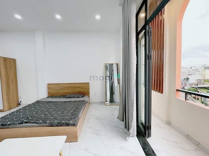 Hình ảnh Phòng mới 100% đang setup Full nội thất có bancol 30m2 Quang Trung GV
