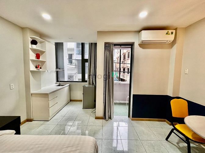 Hình ảnh CHDV full nội thất mặt tiền quận 1