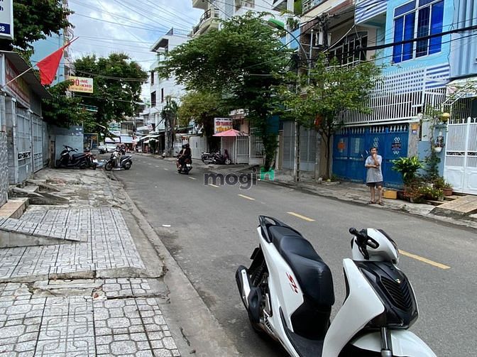 Hình ảnh Bán đất mặt tiền đường cô bắc nha trang.