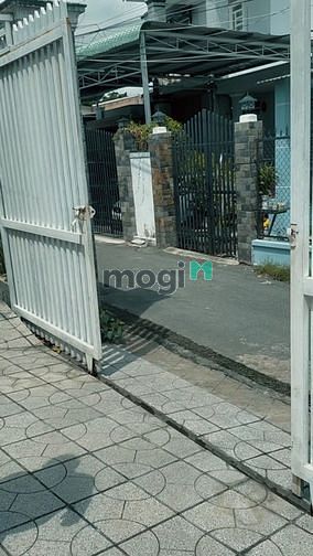 Hình ảnh Bán đất tặng nhà, P.Chánh Mỹ, TP.TDM, DT:20x25,TC160m2, SHR, 8,5 tỷ