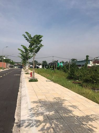 Hình ảnh Bán đất Quận 12, Vườn lài, 80m2, giá 2ty, sổ riêng, gần nhiều tiện ích