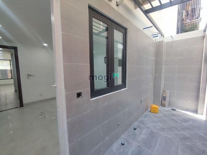 Hình ảnh CHDV có sân sau full nội thất Ngay Đặng Thùy Trâm