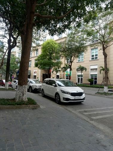 Hình ảnh Bán lô đất đẹp 1800m2 mặt tiền 20m phố Cầu Giấy