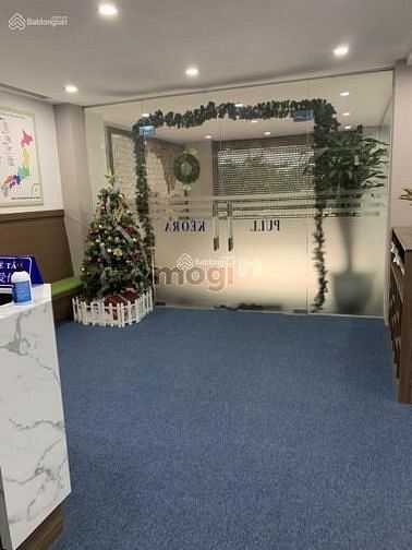 Hình ảnh Cho thuê căn góc mặt phố Thái Thịnh - Đống Đa