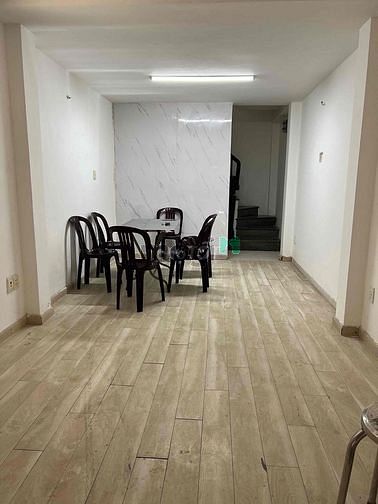 Hình ảnh Nhà hẻm Lê Thị Riêng trung tâm quận 1