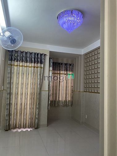 Hình ảnh Nhà mới Trần Hưng Đạo quận 5 - đoạn 2 chiều