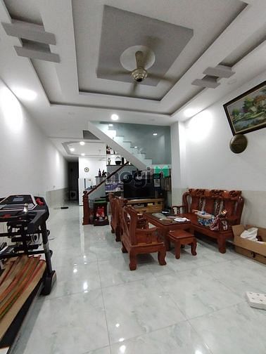 Hình ảnh Nhà mtkd sầm uất nhánh hà huy giáp, quận 12, 5x27m, 3 tấm kiên cố, 8