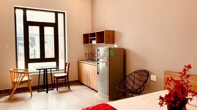 Hình ảnh CHDV có ban công + full nội thất. Đủ các mệnh giã