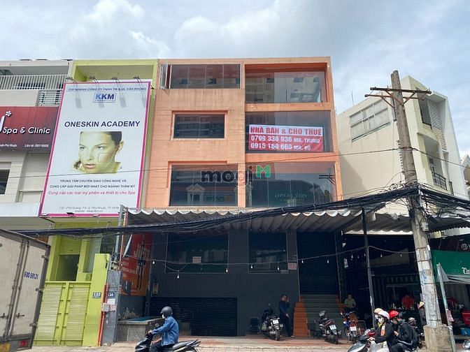 Hình ảnh Cho thuê nhà 130 Phổ Quang, P. 9, Quận Phú Nhuận