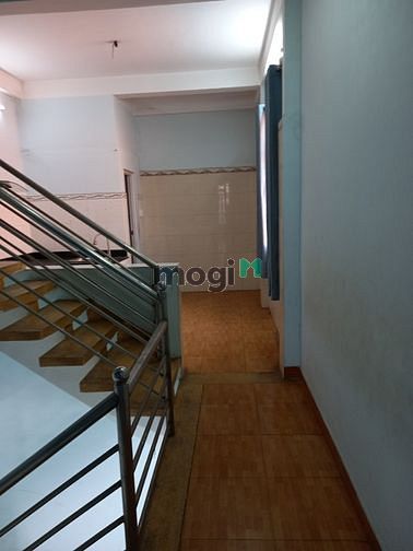 Hình ảnh Bán đất mặt tiền Lạc Long Quân