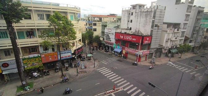 Hình ảnh MT Trần Hưng Đạo Q5 4x20 , 5tấm thang máy