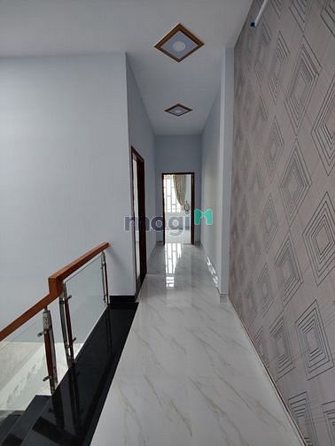 Hình ảnh Cần bán nhà phố 1 trệt, 1 lầu, 1 lửng tại Đức Hòa, Long An.