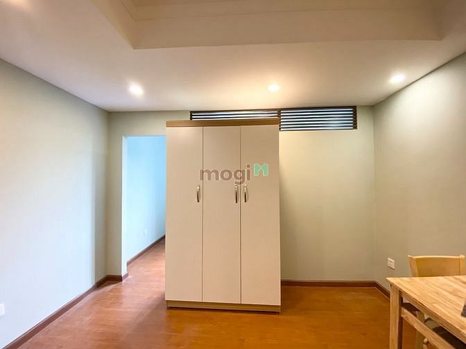 Hình ảnh Studio 1 phòng ngủ sàn gỗ mới xây , Full nội thất siêu xin xịn