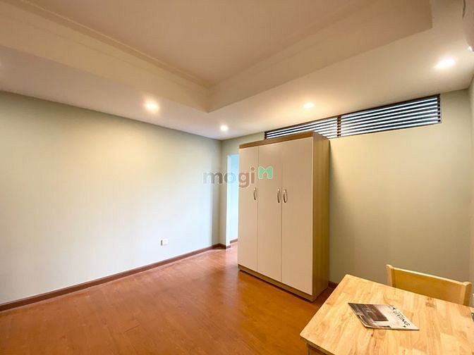 Hình ảnh Studio 1 phòng ngủ sàn gỗ mới xây , Full nội thất siêu xin xịn