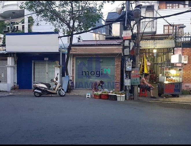 Hình ảnh Mặt bằng góc Nguyễn Cừ đông đúc,70m2,chỉ 25tr/th