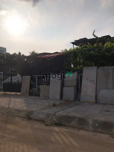 Hình ảnh Bán lô đất rộng phường Tân Thịnh