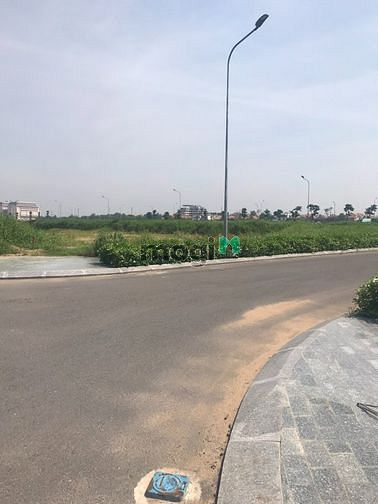 Hình ảnh Bán gấp đất Đinh Thị Thi, 80m2, giá gần 2ty, SHR sang tên trong ngày